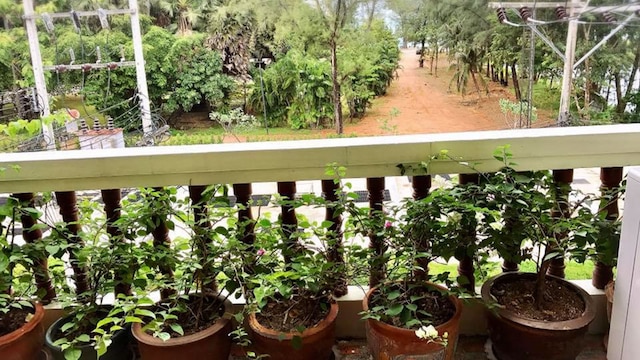 スリン ベイ イン