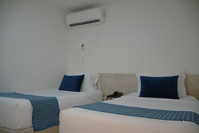 ホテル ラウレレス プラザ