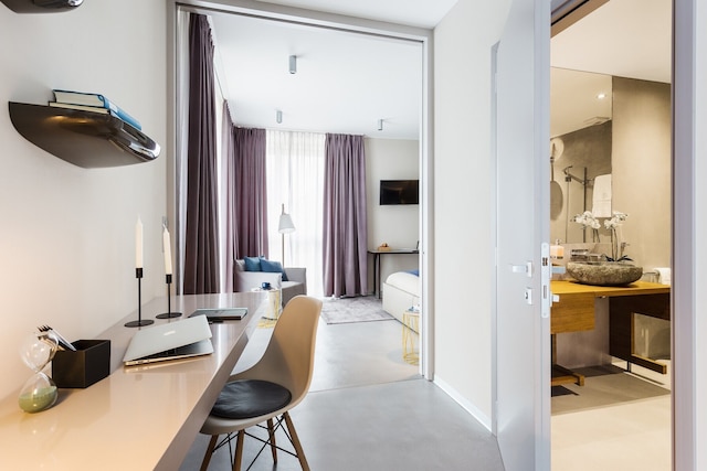 ビジョンアパートメンツ サン シュルピス ルート ドゥ ヴァレール