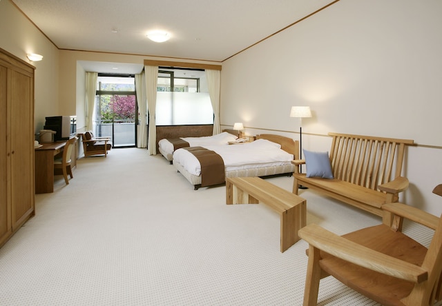 中尾高原ホテル　風車