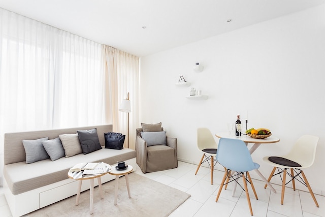 スカイリーチ ビズステイ