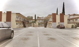 ノーウォーク イン & スイーツ