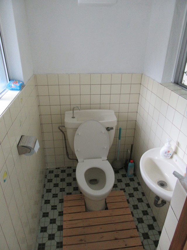 古民家ゲストハウス家守 (やーるー)