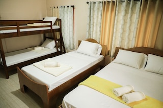 ヨギ ホームステイ