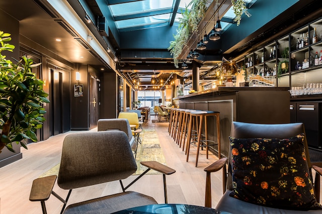 ラ オテル スパ アーバイン パリ