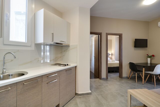 アテネ コンフォート スイーツ & アパートメンツ