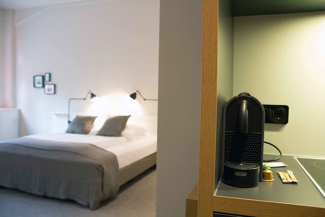 アパートメント 040