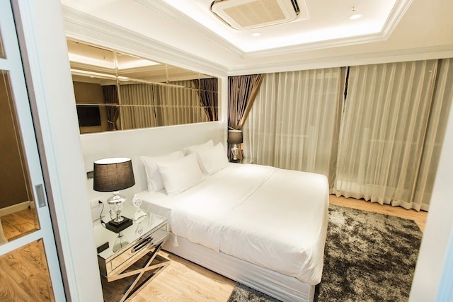 ステート タワー シーロム バイ ハロス