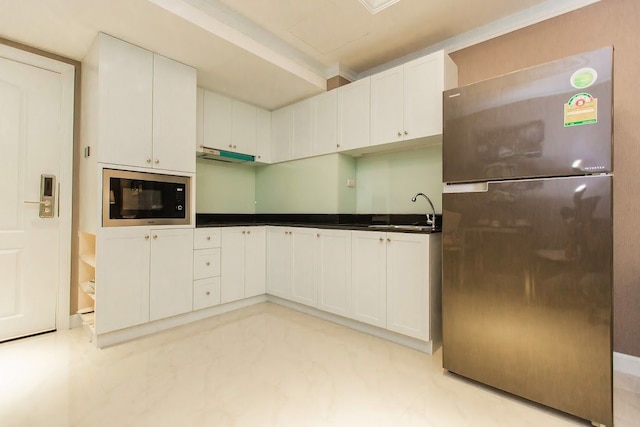 ステート タワー シーロム バイ ハロス