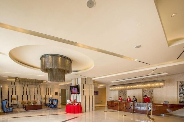 リーデン ジンシー ホテル (京溪礼顿酒店)