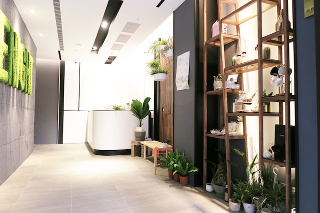 グリーナイト ホテル