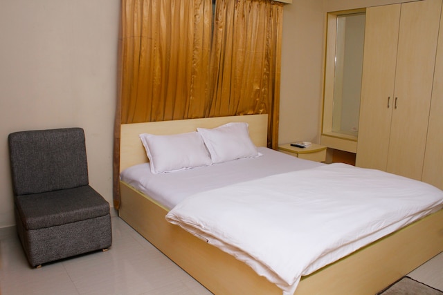 シャプナロイ スタジオ アパートメント