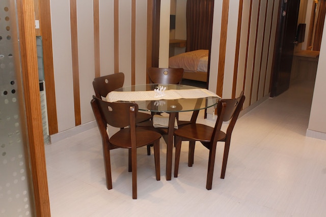 シャプナロイ スタジオ アパートメント