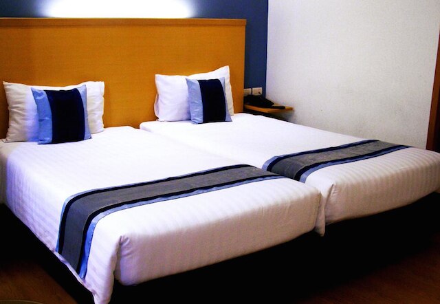 イヤリン アット トゥック チャン