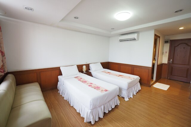 ナワナコーン ゴールデン ビュー