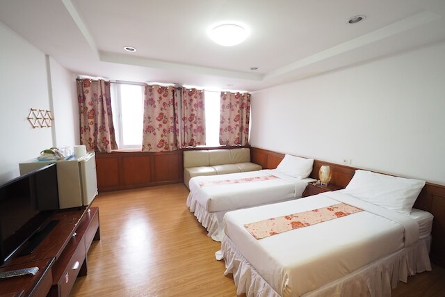 ナワナコーン ゴールデン ビュー