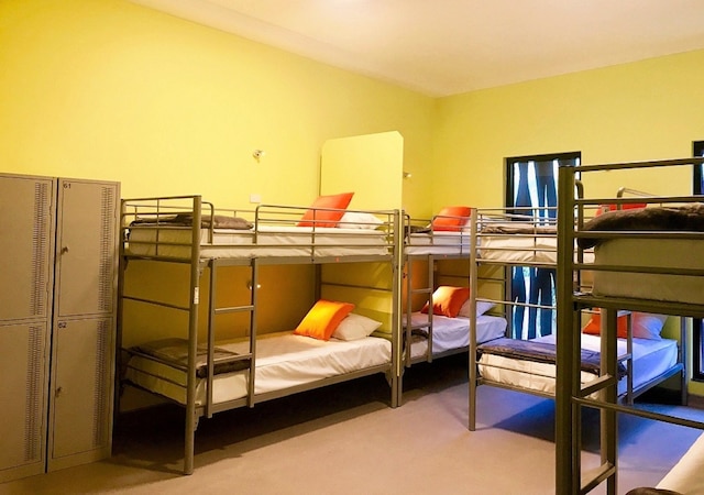 ブリーズ ロッジ - ホステル