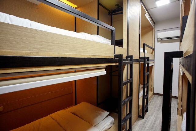 ルボヌールポッシュテル - ホステル