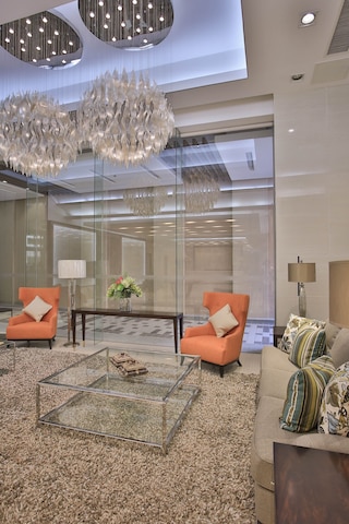 ヴァレロ グランド スイーツ バイ スイスベルホテル マカティ