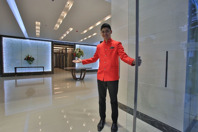 ヴァレロ グランド スイーツ バイ スイスベルホテル マカティ