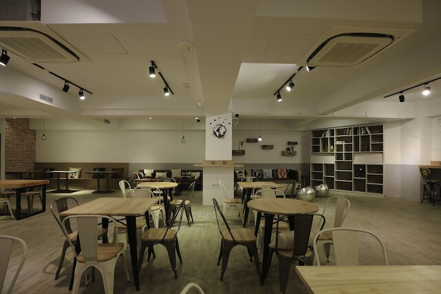 フライイン ホステル (飛行家青年旅館)