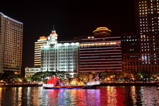 愛群ホテル - 広州交易会期間中、ホテルと展示センター間の無料シャトルあり (广州爱群大酒店 - 広交会期間提供免費班車往返酒店与展覧中心)