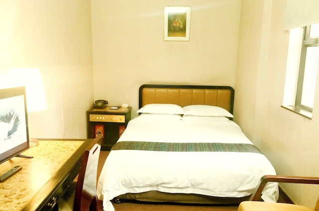 愛群ホテル - 広州交易会期間中、ホテルと展示センター間の無料シャトルあり (广州爱群大酒店 - 広交会期間提供免費班車往返酒店与展覧中心)