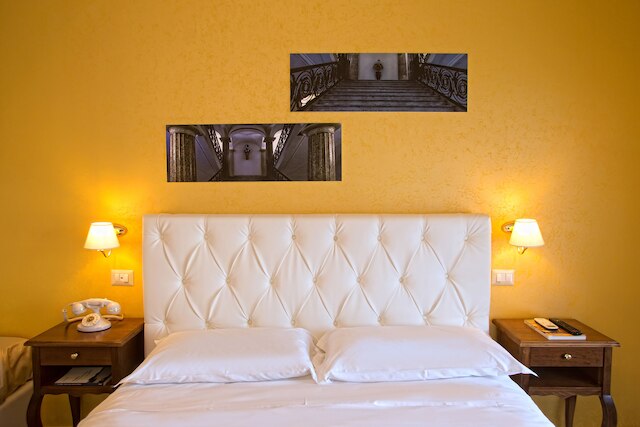 ナポリタントリップス ホテル