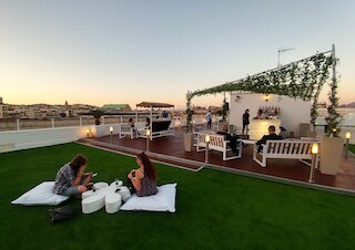 ナポリタントリップス ホテル