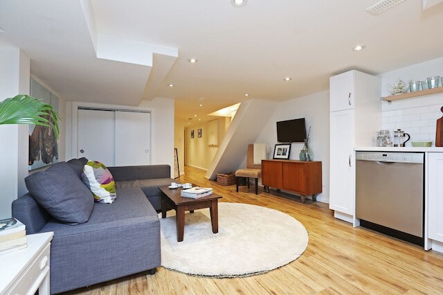 アップルウッド スイーツ - ダンフォース ベースメント