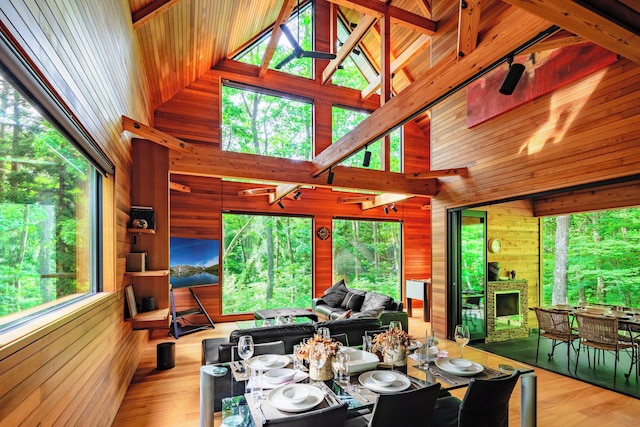 フェニックス シャレー