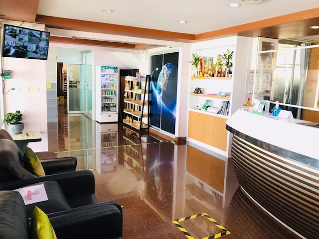 ウィナー プラーチーンブリー & サービスド アパートメント