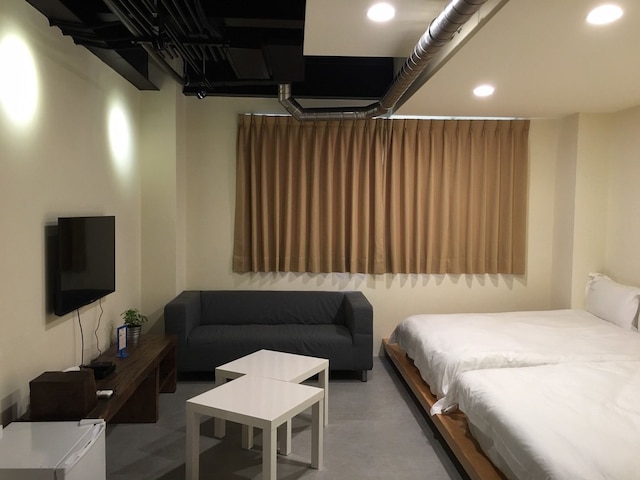 サンライフ x サンシャイン (森居旅店)