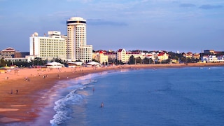 フイチュエン ダイナスティ ホテル (匯泉王朝大酒店)