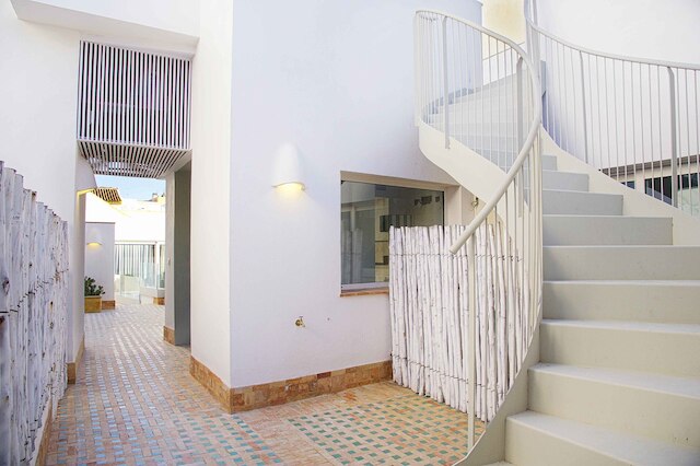 オーバーランド スイーツ カテドラル