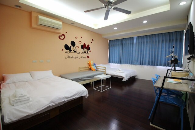 ムービー イン ホステル