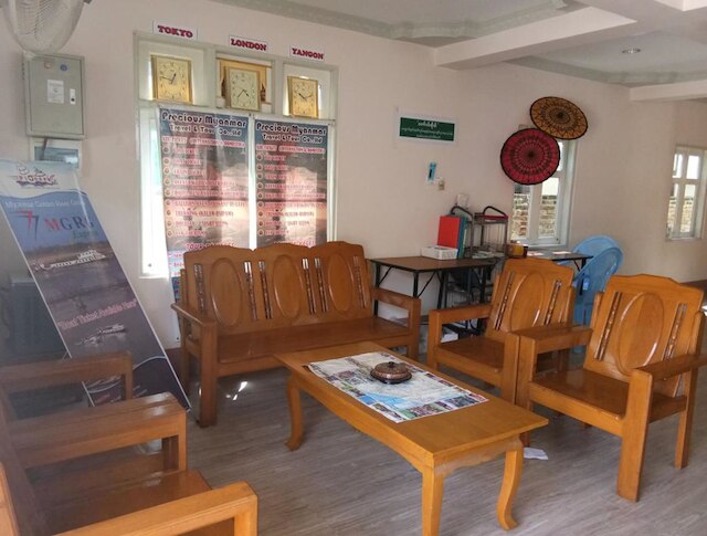 ラックス ピロー ホステル