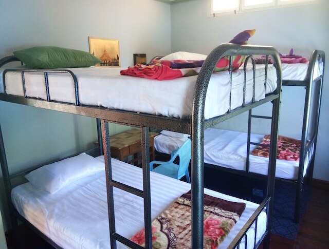 ラックス ピロー ホステル