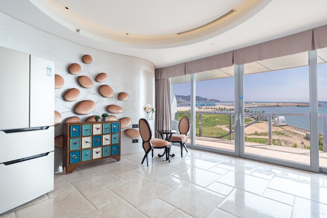 三亜 フェニックス アイランド ユエジア リゾート ホテル (三亞鳳凰島悅佳海上公寓)