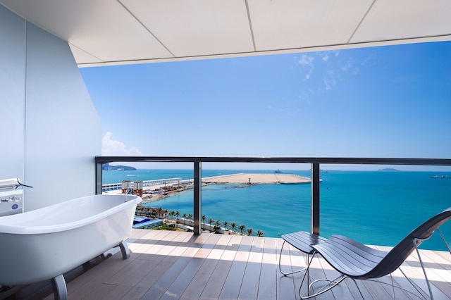 三亜 フェニックス アイランド ユエジア リゾート ホテル (三亞鳳凰島悅佳海上公寓)