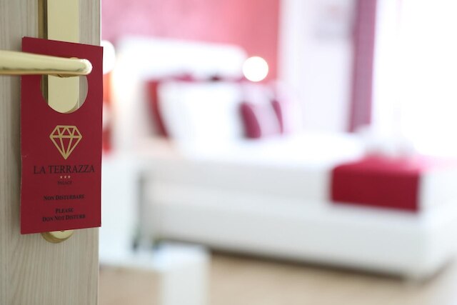 ラ テラッツァ パレス