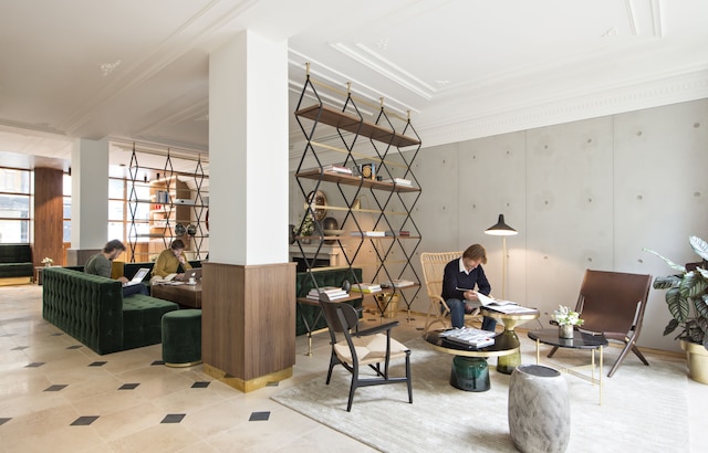 ホテル パリスター & スパ