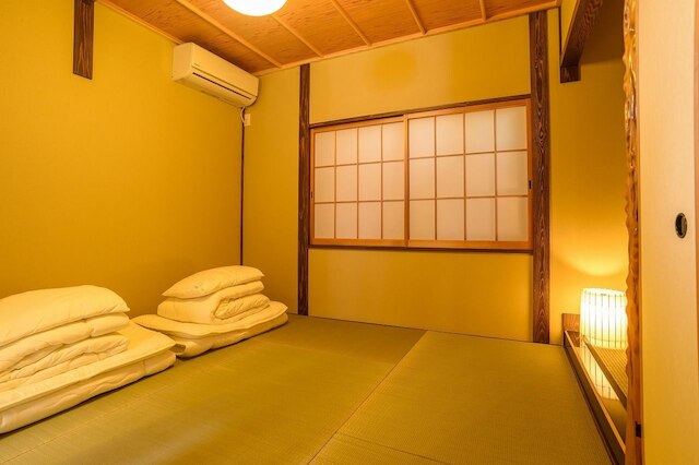 ゲストハウス極楽堂