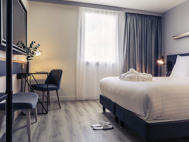 オテル メルキュール パリ ジェンヌビリエ