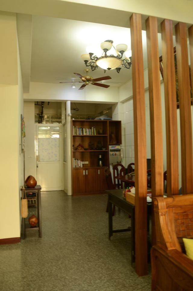 イースト オブ ラブ ホームステイ (東之戀民宿)