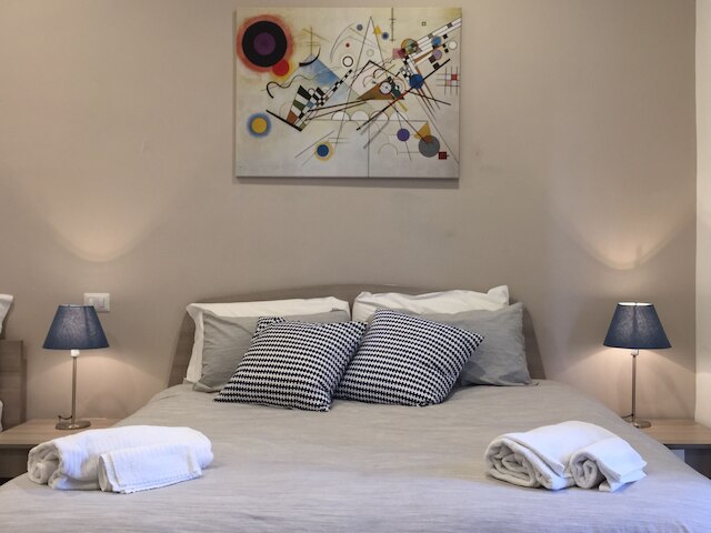 2ナポリルームズ