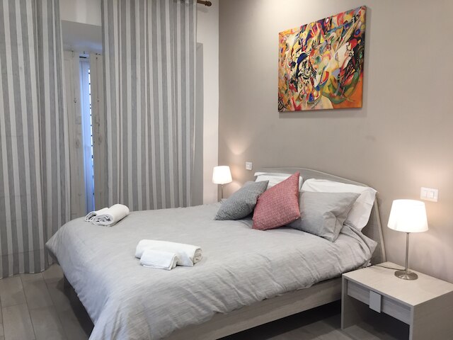 2ナポリルームズ