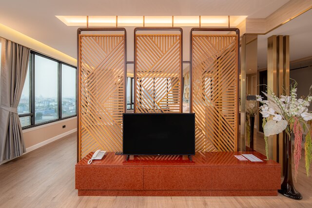 アレクサンダー ホテル