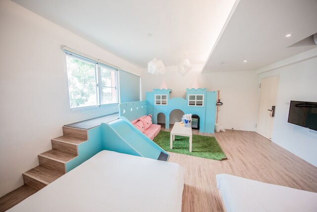 アーバン (高雄荷本 Urban 民宿)