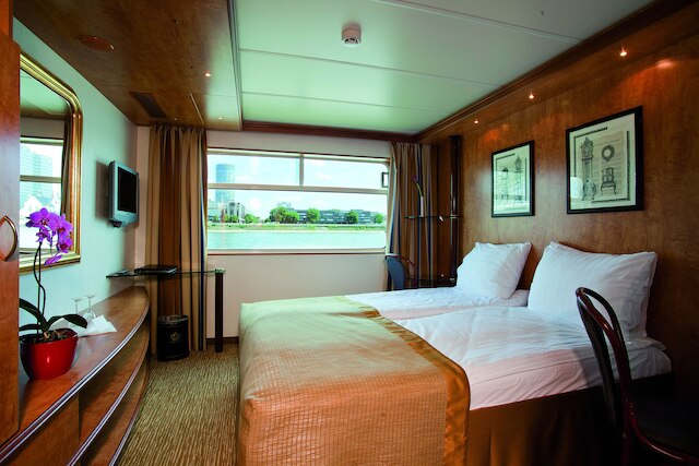 クロスゲーツ ホテルシップ ハーフェン - ノイス